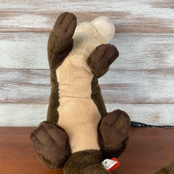 Adorable 15" River Otter Plush by Wild Republic - Soft & Cuddly in Excellent Con - Picture 4 of 7
